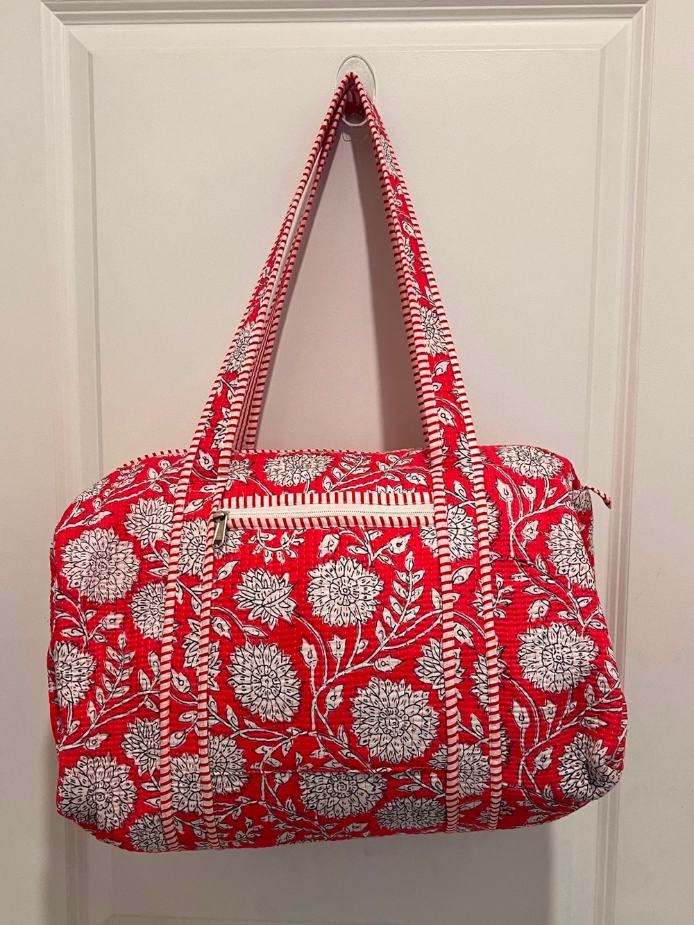 Red Floral Quilted Weekend Bag